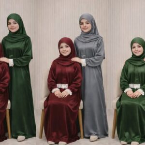 إسدال أطفال "قطيفة ملكي" – خامة ناعمة وتصميم مريح للصلاة والخروج
